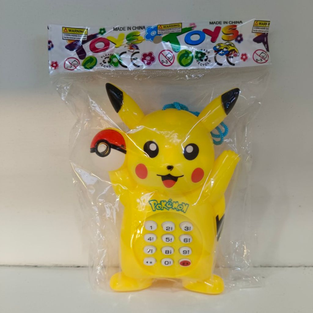 Điện thoại đồ chơi pikachu cầm tay, dùng pin có nhạc và dây đeo cực dễ thương cho bé