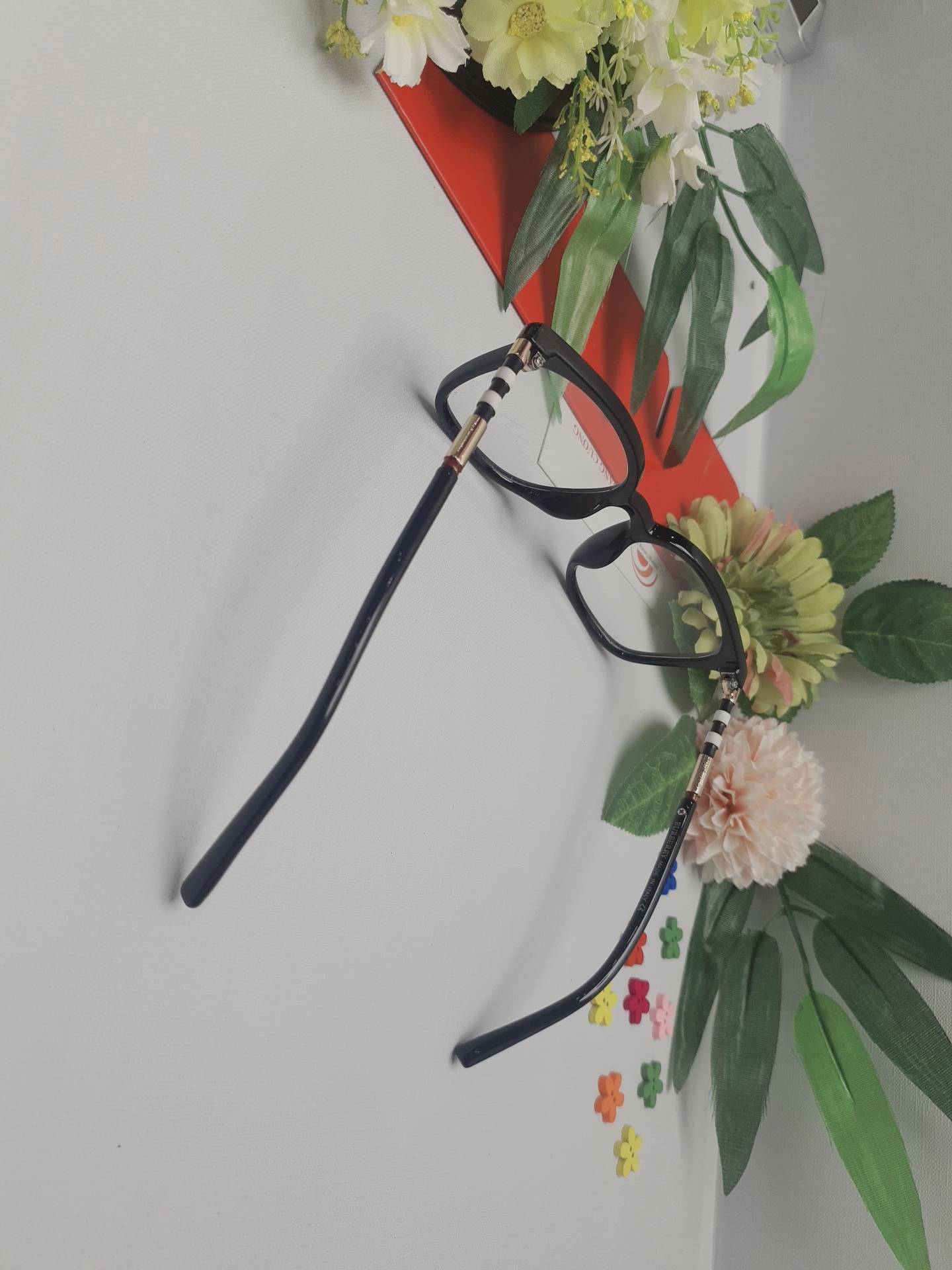 GỌNG KÍNH CẬN THỜI TRANG