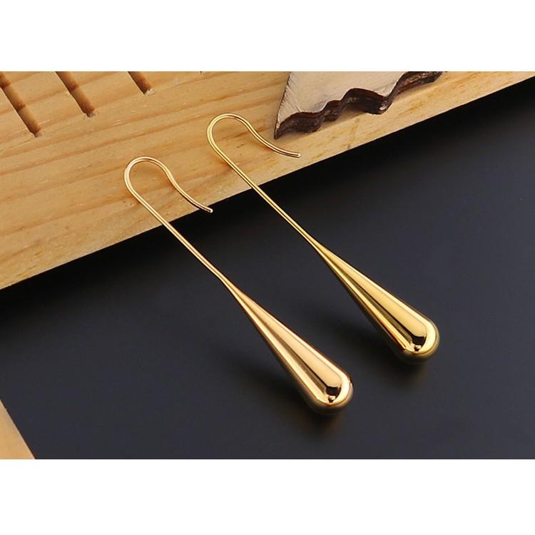 Khuyên Tai Giọt Nước Titanium Cao Cấp- Dùng tắm rửa thoải mái không đen