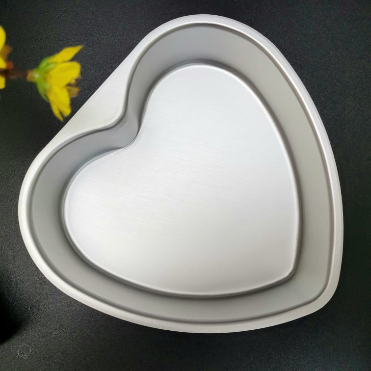 Khuôn Bánh Nhôm Đúc Cao Cấp - Hình Trái Tim 20/ 15cm. Khuôn bánh Bông lan, Rau câu Banh Trung Thu. Khuôn ép bằng tay. Đồ Gia Dụng nhà bếp pha chế làm bánh nguyên liệu