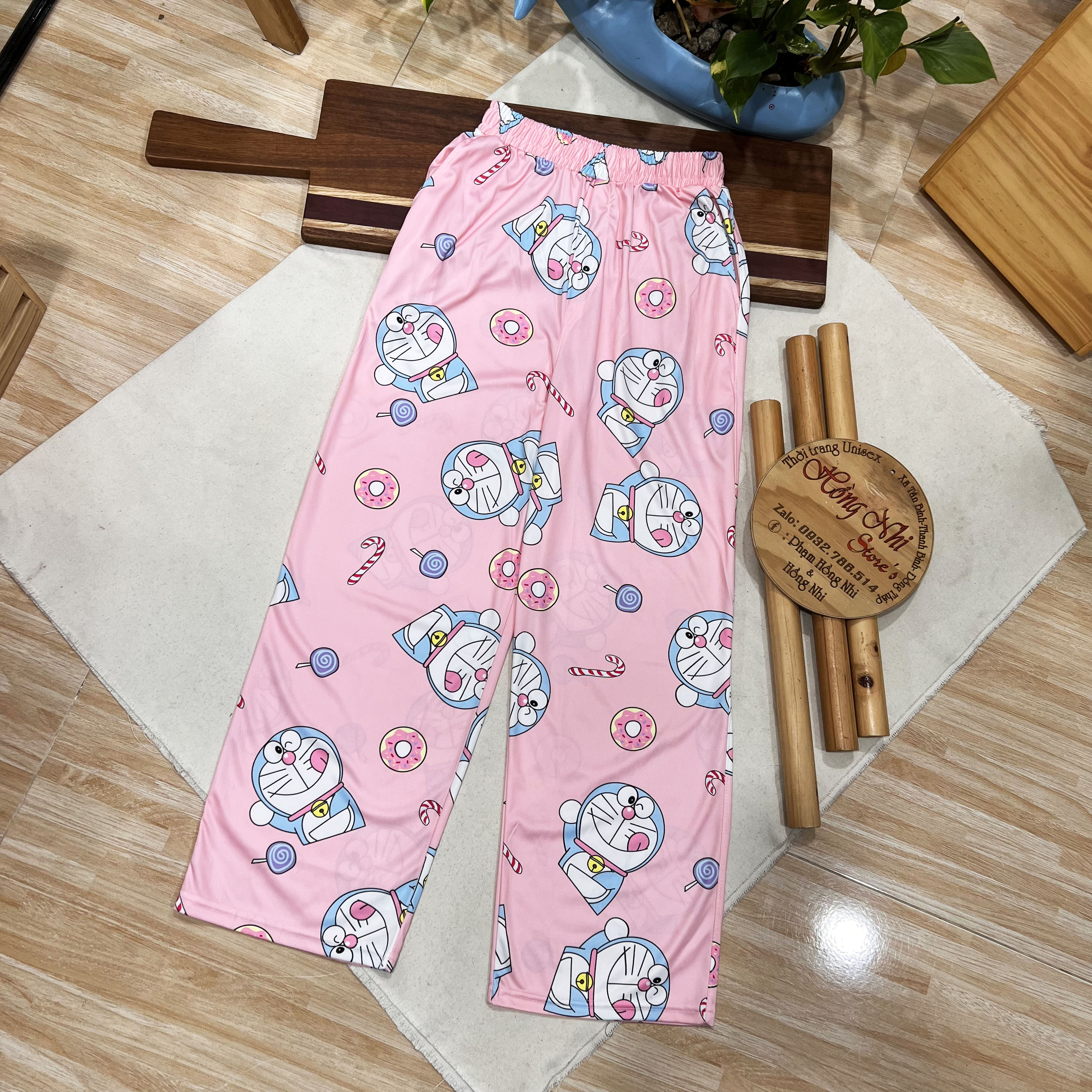 Quần Hoạt Hình Dài Doremon Ống Rộng Cartoon Pant V2 Oversize Ulzzang Unisex - MM