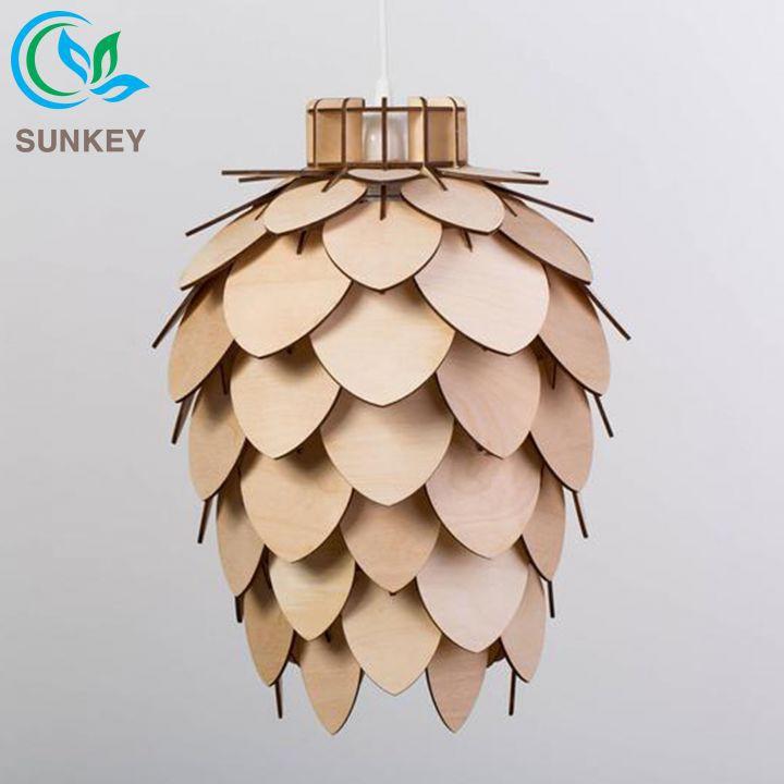 Đèn Gỗ Trang Trí Quả Dâu - Kích Thước 28x42cm