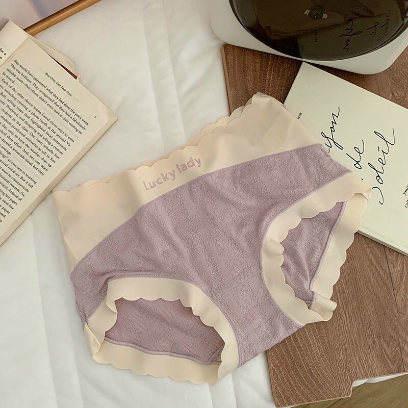 Quần lót cotton nữ viền thun lạnh mềm mại,thoáng khí, co giãn 4 chiều ôm sát cơ thể.Quần chip không lộ viền hàng cao cấp