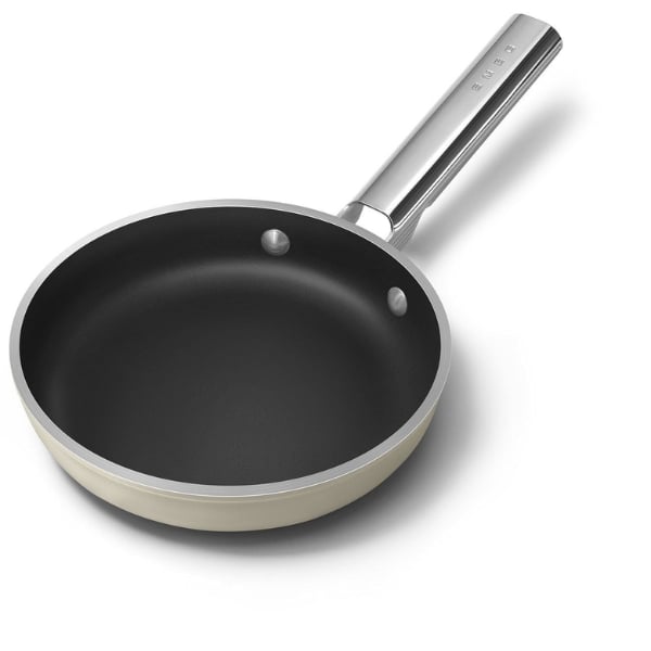 Chảo rán SMEG FPF2402CRM 24cm màu kem hàng chính hãng