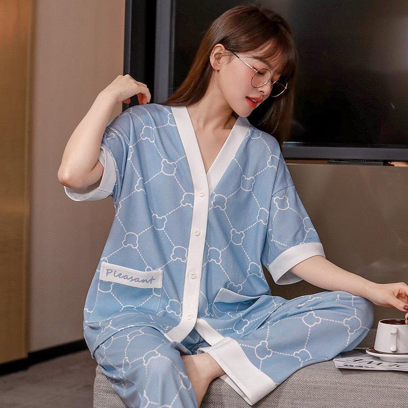 Bộ Mặc Nhà Pyjama Áo Cộc Quần Dài Cổ V Chất Cotton Thấm Hút Co Dãn Mềm Mại