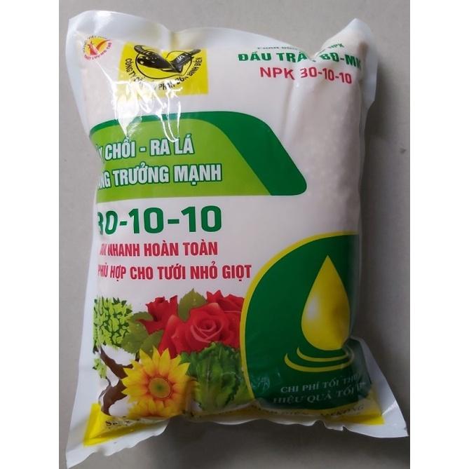 PHÂN BÓN NPK ĐẦU TRÂU 30-10-10 Tan nhanh hoàn toàn phù hợp cho tưới nhỏ giọt gói 1kg