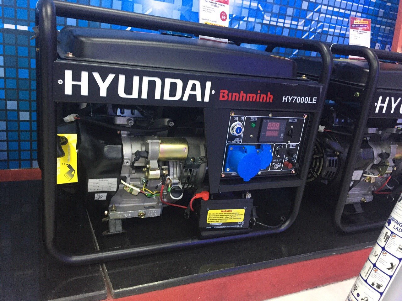 Máy Phát Điện Hyundai Chạy Xăng 5KW (đề nổ)