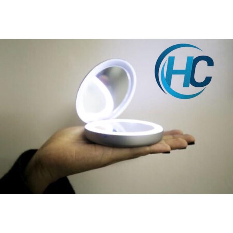 Gương trang điểm để bàn phóng to 3 lần có đèn led, kiêm sạc dự phòng Beurer BS39 (3.000 mAh)