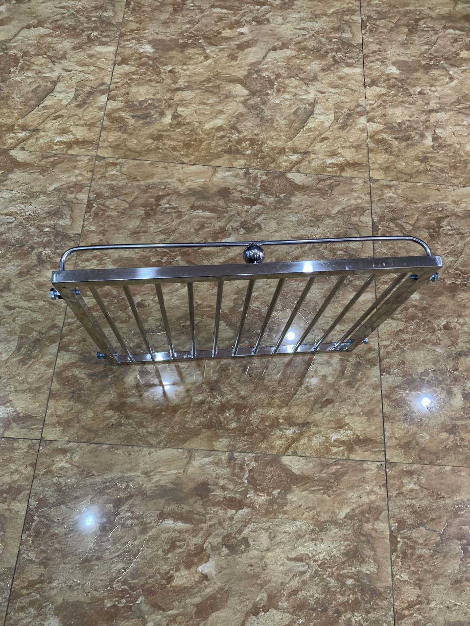 GIÁ GẦM BẾP , KỆ ĐỂ ĐỒ NHÀ BẾP INOX 304 .KT 55 X 50 CM