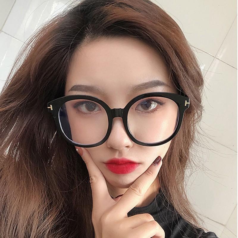Mắt Kính Gọng Chữ T Phong Cách Hàn Quốc