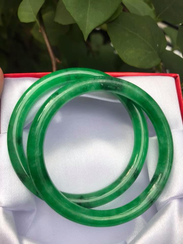 CẶP VÒNG TRÒN NGỌC 48mm x Dầy 6MM MÀU XANH NGỌC ĐẬM VÂN SƠN THUỶ ĐẸP NỮ Mệnh Mộc Hoả Thủy 35kg - 48kg Chất liệu đá cẩm thạch