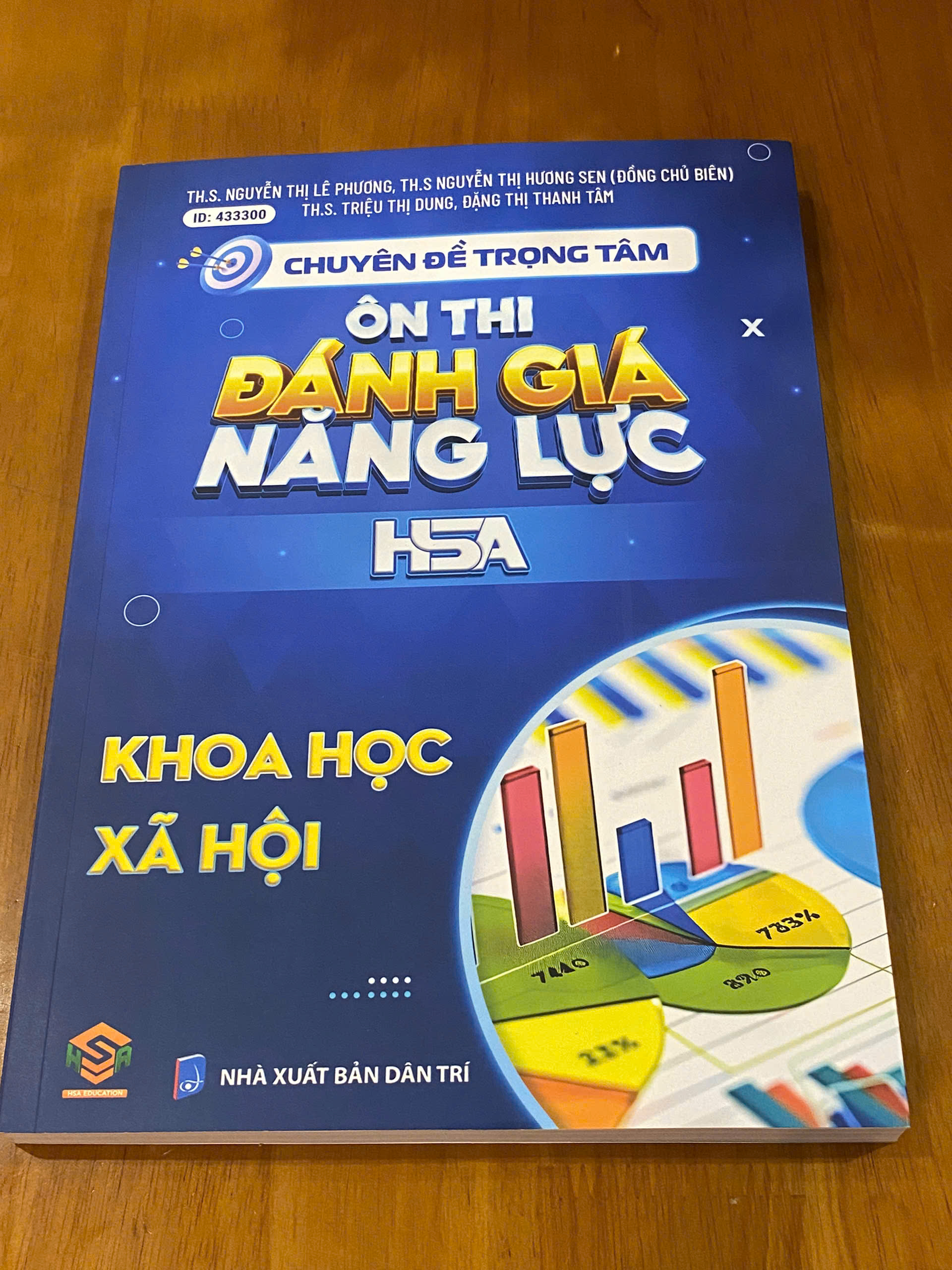 Sách - Chuyên Đề Trọng Tâm Ôn Thi ĐGNL HSA (Phần Khoa Học Xã Hội)