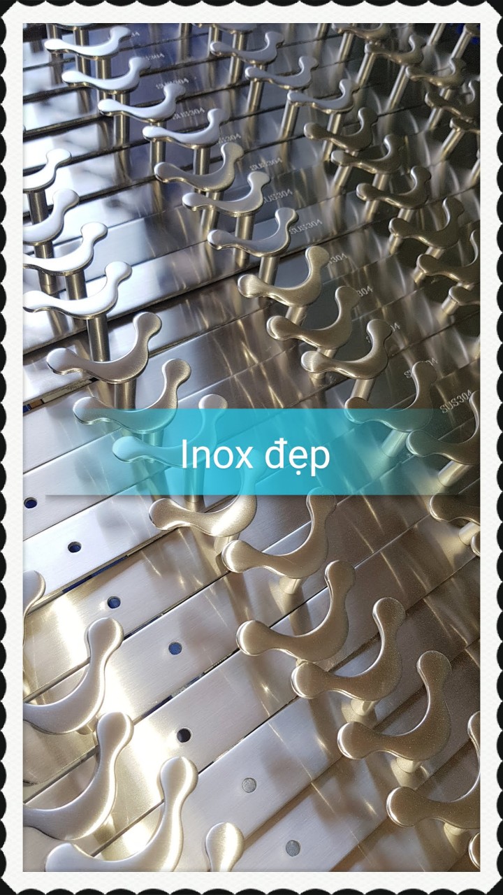 MÓC TREO QUẦN ÁO GẮN TƯỜNG SIÊU TIỆN DỤNG,CHẮC CHẮN,INOX 304 CHỐNG ĂN MÒN CAO