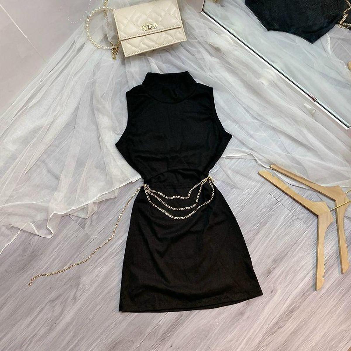 Đầm phối sợi xích ngay eo