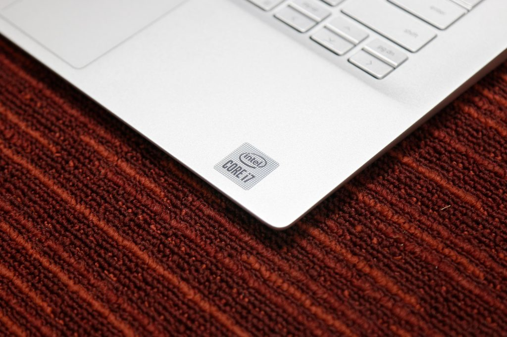 Laptop Dell Inspiron 7490 Core i7-10510U / 8GB / 512GB / Full HD / Win 10 / Silver Hàng Nhập Khẩu Mỹ