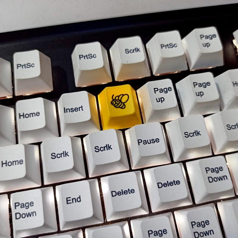 HSV R4 Cherry Profile Dip Dye Sculpture PBT Keyboard Keycap Etched Honey Bee Keycap