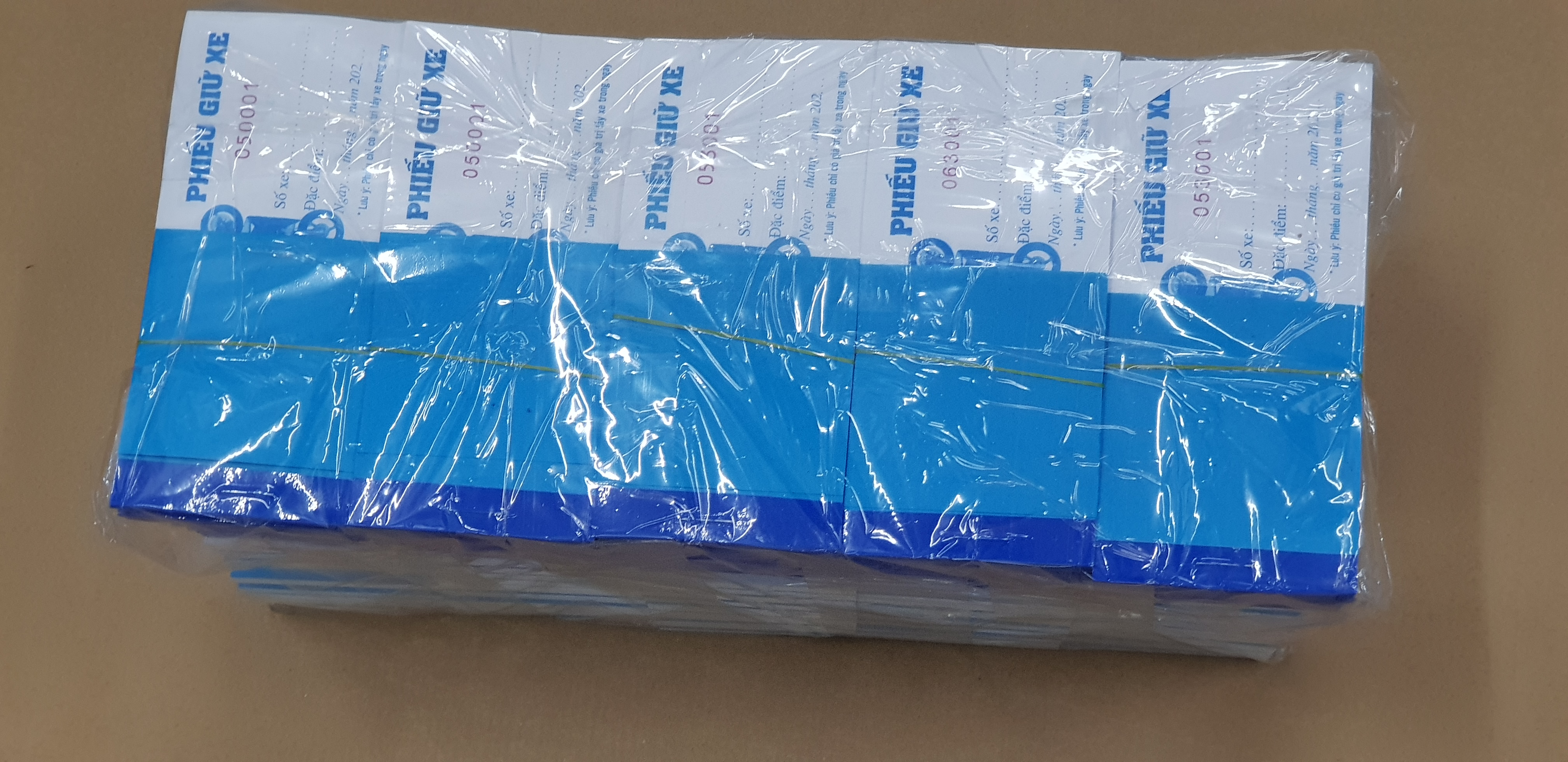 Phiếu giữ xe in sẵn - block 50 cuốn