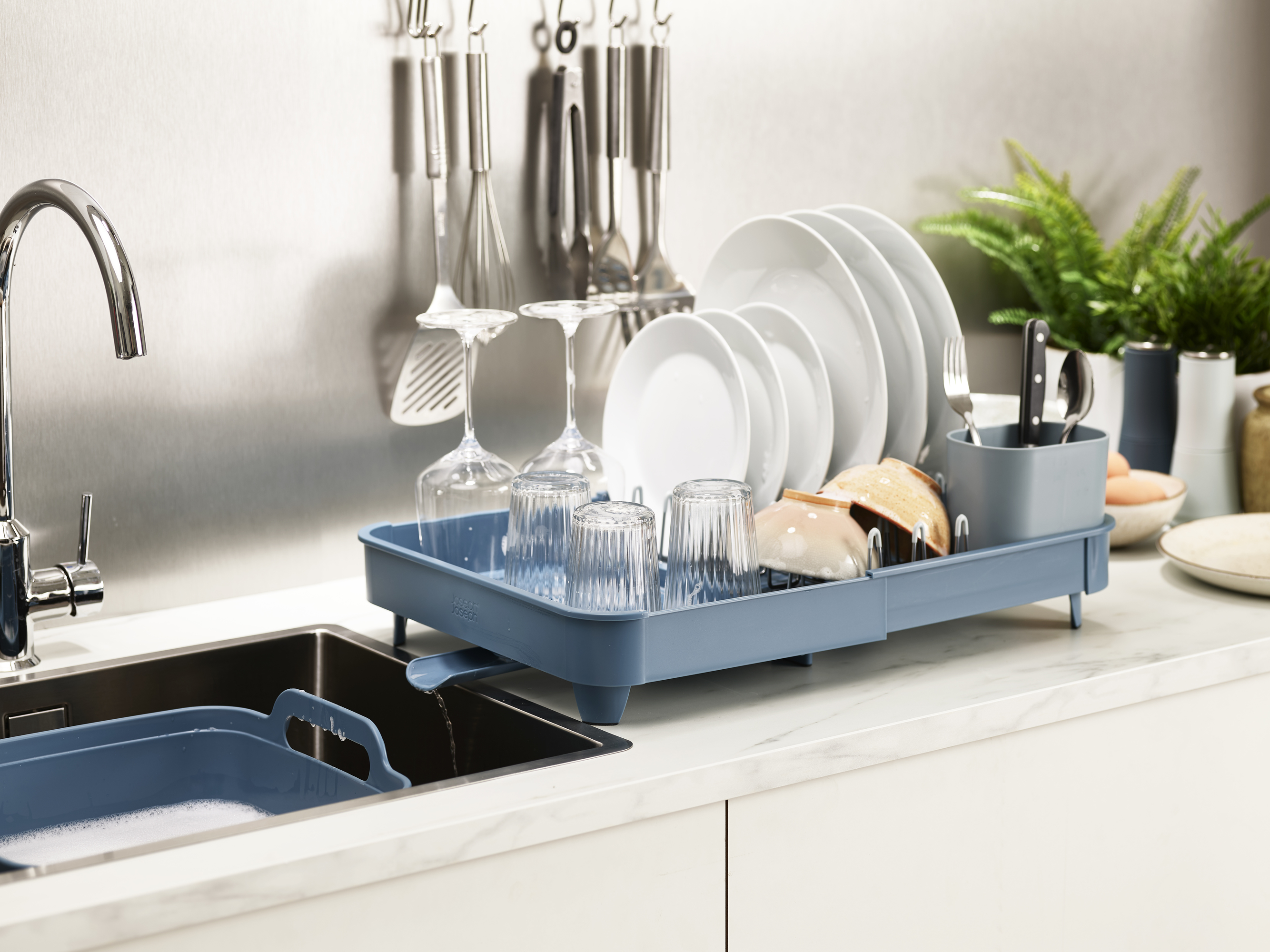 Kệ phơi tách chén Joseph Joseph 003123 - Extend Expandable Dish Drainer Editions Blue