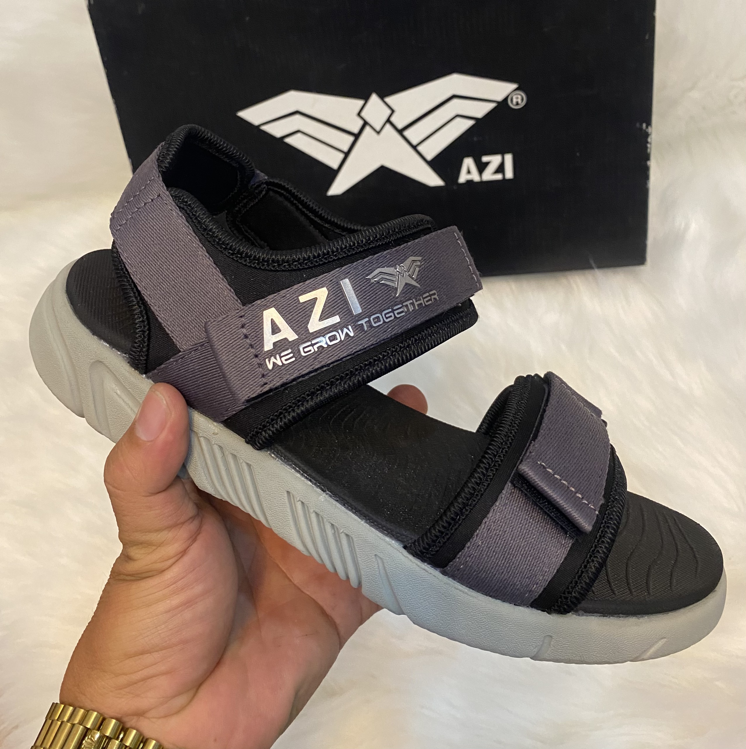 Giày sandal nam AZI AZI01 quai chéo đi chơi, đi học, du lịch
