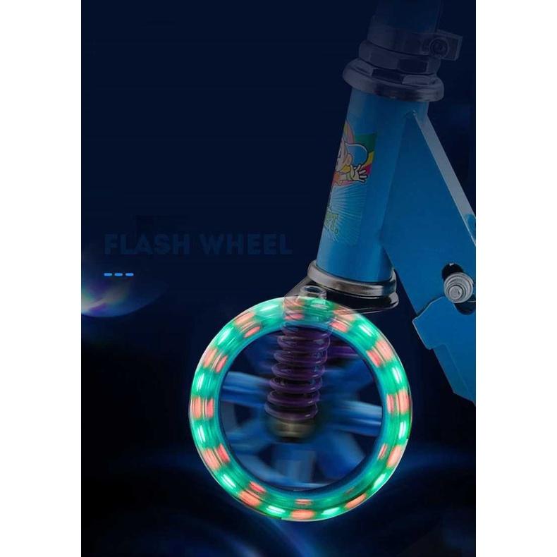 Xe scooter khung sắt cho bé HCM-LOẠI TO Xe trượt trẻ em 3 bánh gấp gọn có đèn phát sáng, khung sắt cứng cáp.