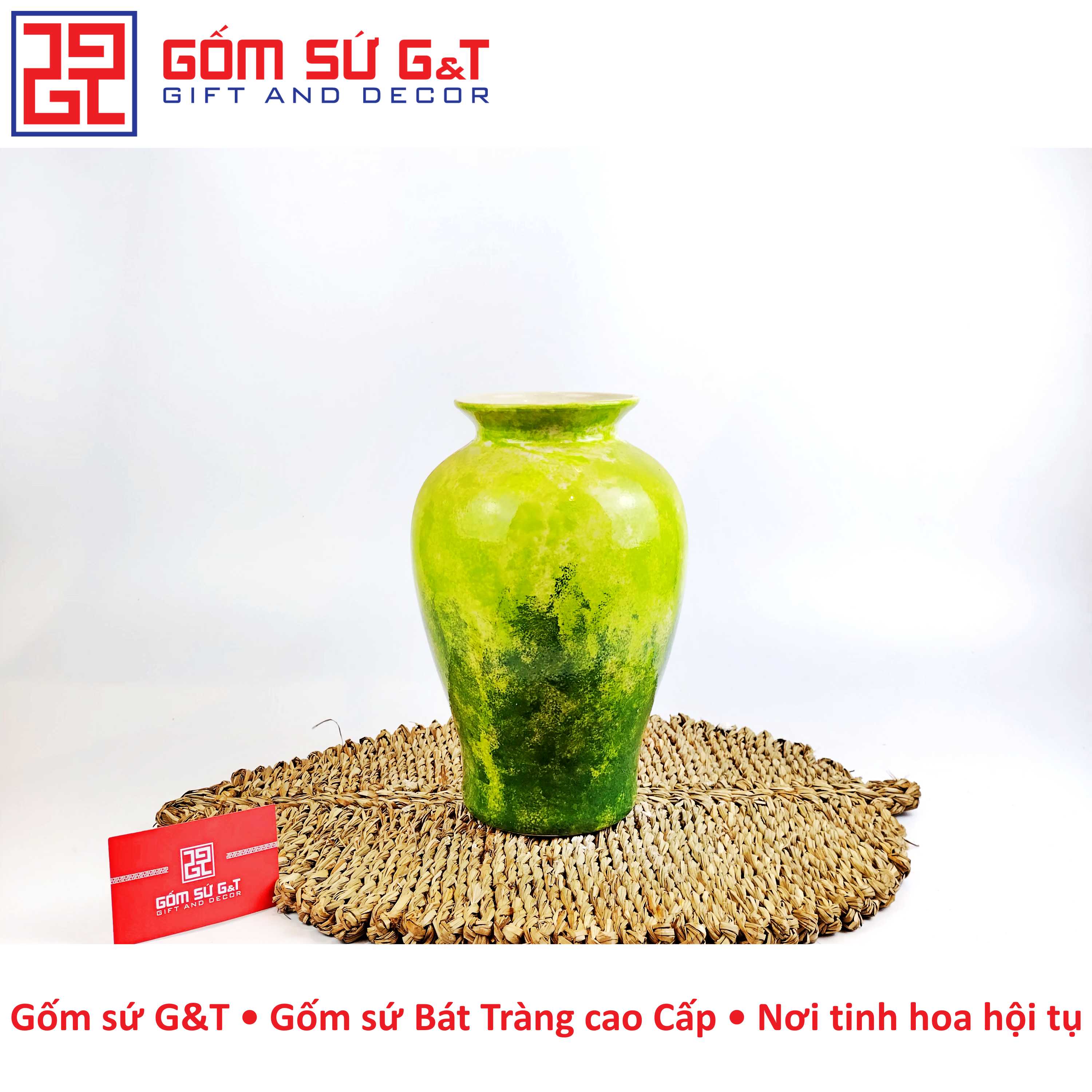 Lọ hoa dáng vò vẽ bạch liên Gốm Sứ G&T