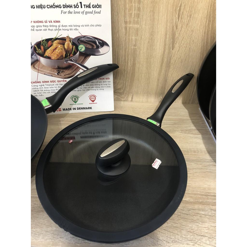 Chảo chống dính đáy từ có nắp IQ 24cm dùng từ, lò nướng, bảo hành chống dính 3 năm, sản xuất Đan Mạch 64102400
