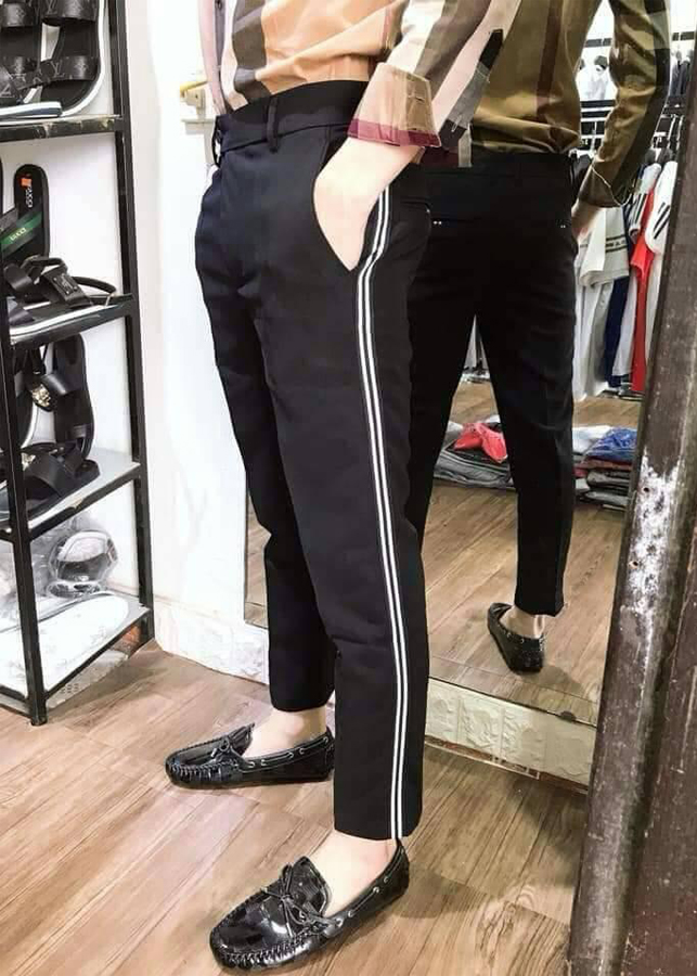 Quần Âu Nam Đen Kẻ Trắng Dáng Body KE03