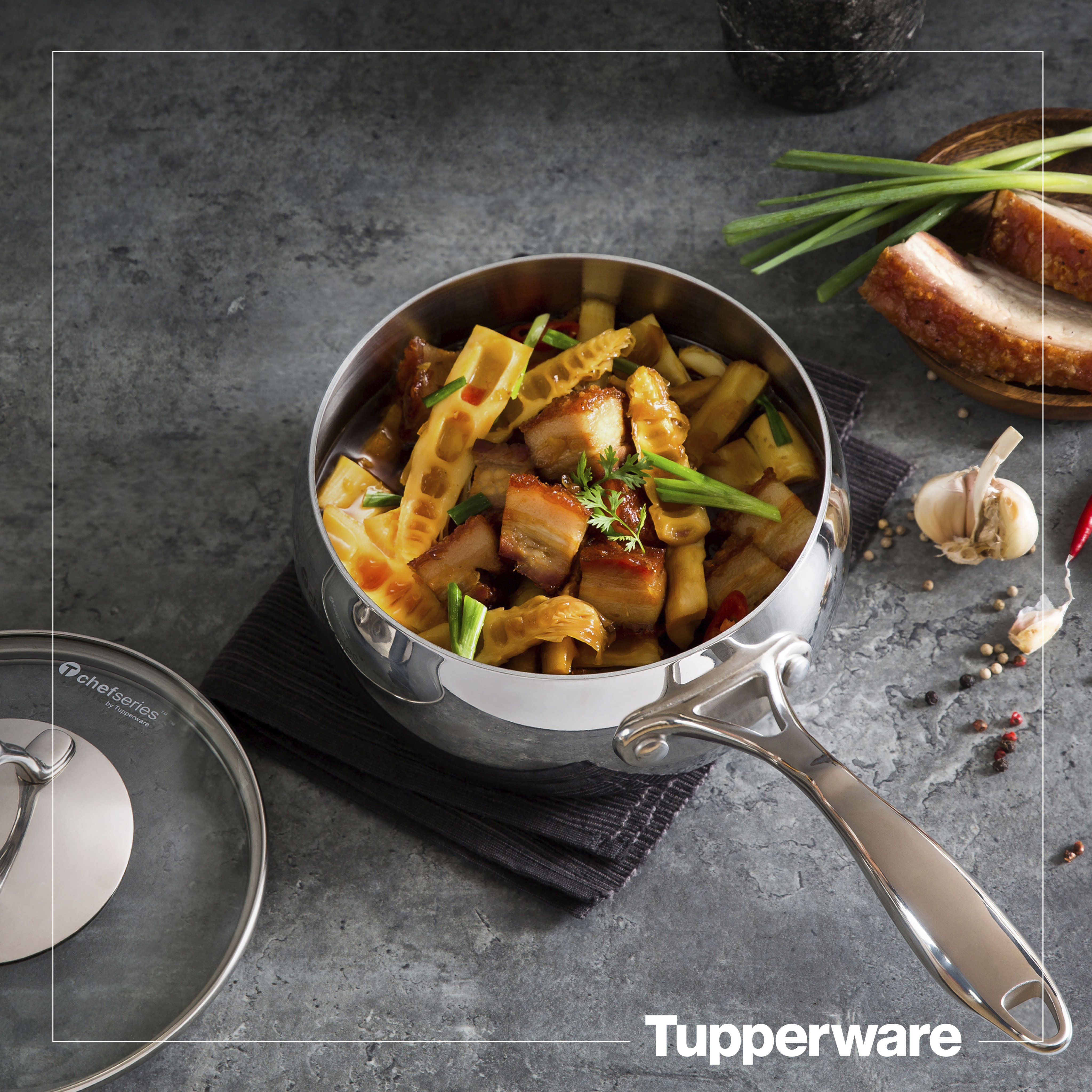 Nồi Tupperware T Chef Series Saucepan 2.4L (Nắp Kính)