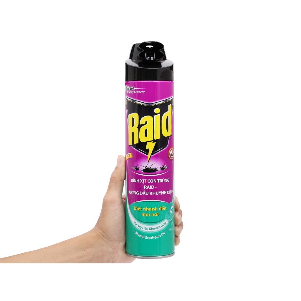 Bình xịt côn trùng Raid Hương Dầu Khuynh Diệp 600ml