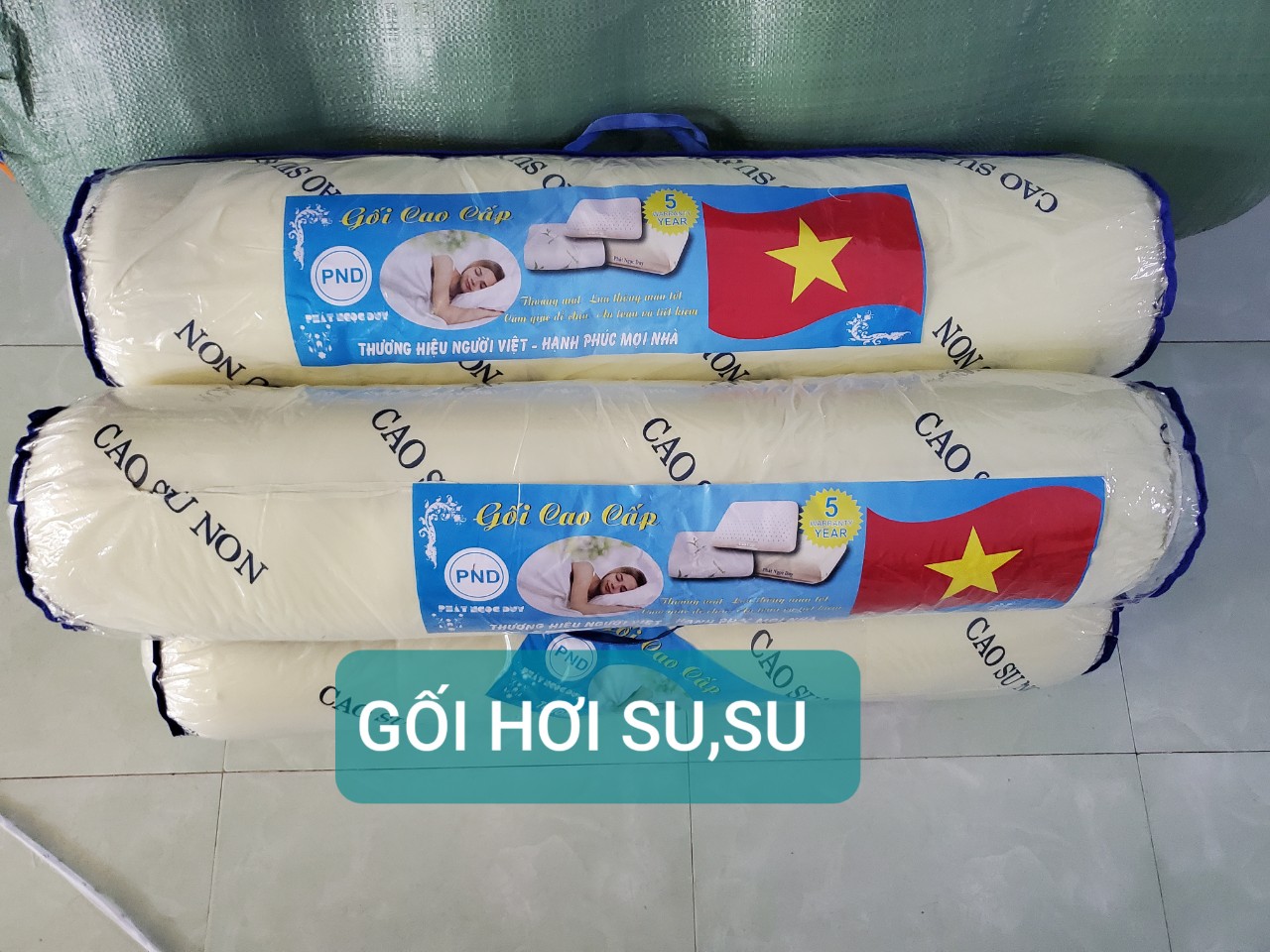 Ruột gối ôm cao su non kích thước 35x100cm, tặng kèm 1 áo gối ôm màu ngẫu nhiên