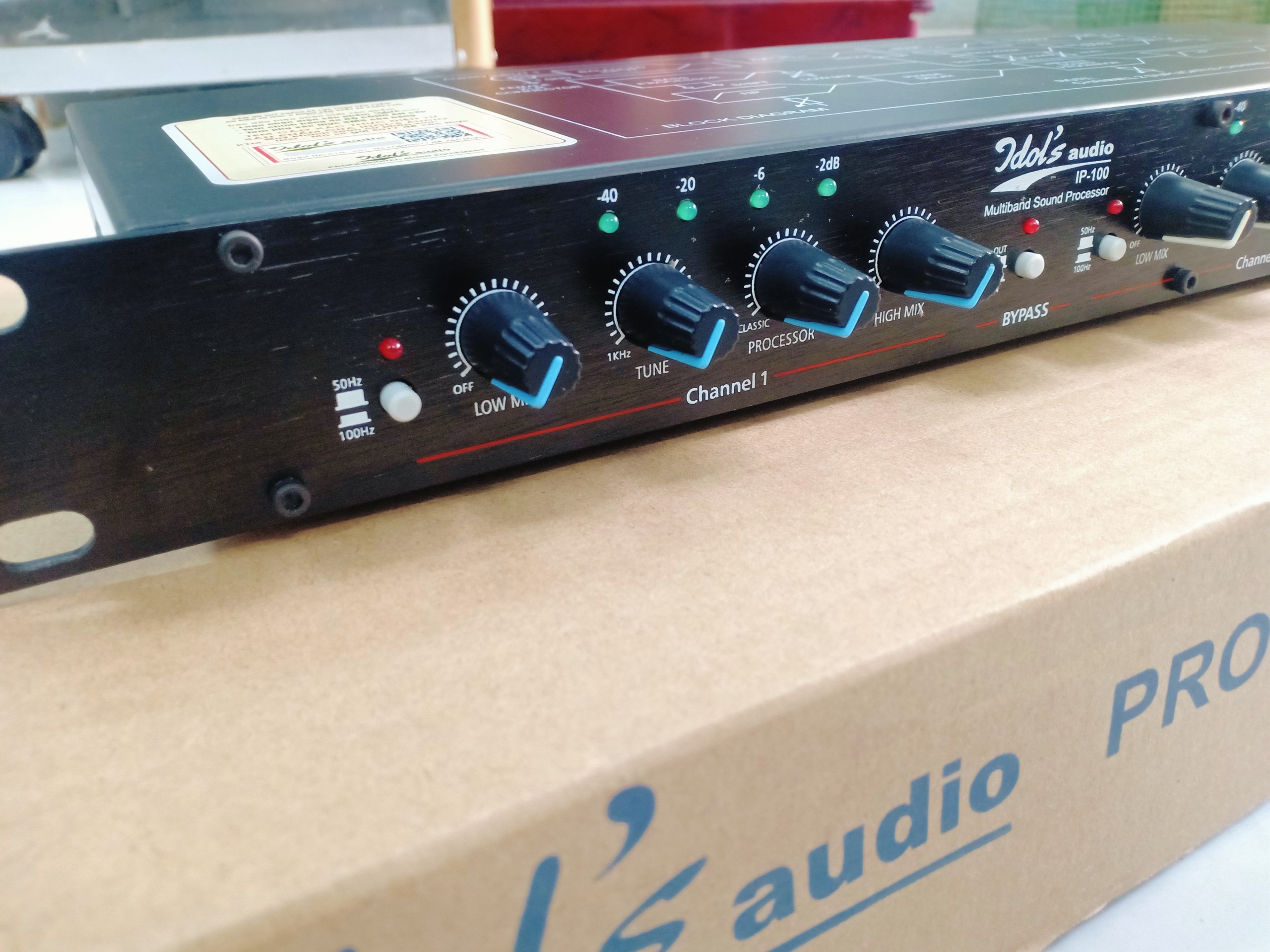 MÁY NÂNG TIẾNG IDOL IP-100