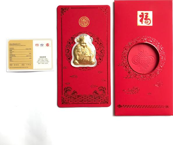 Bao Lì Xì Vàng 24K Hình Thần Tài Giúp Chiêu Tài Hút Lộc Cho Năm Mới - Với Thiết Kế Độc Đáo Được Phủ 0.02mg Vàng - Là Món Quà Ý Nghĩa Trong Dịp Tết 2020 - TMT Collection