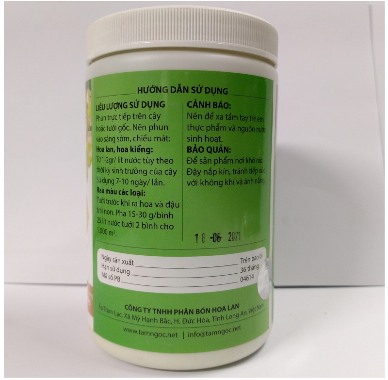 Phân bón NPK bổ sung vi lượng GNC GBUMPER NPK 20-20-20+TE, giúp cây tăng trưởng đột biến 500gr.
