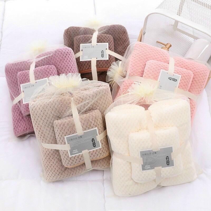 Combo 2 Khăn Tắm Lông Cừu Xuất Hàn Cỡ Lớn Siêu Mềm Mịn Thấm Hút Nước