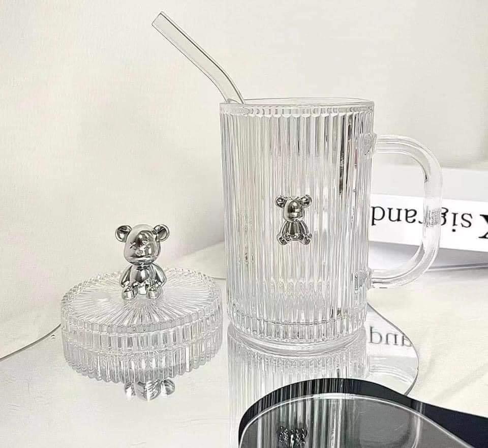 CỐC THỦY TINH KẺ SỌC BEAR BRICK KÈM ỐNG HÚT LONG LANH SIÊU ĐẸP