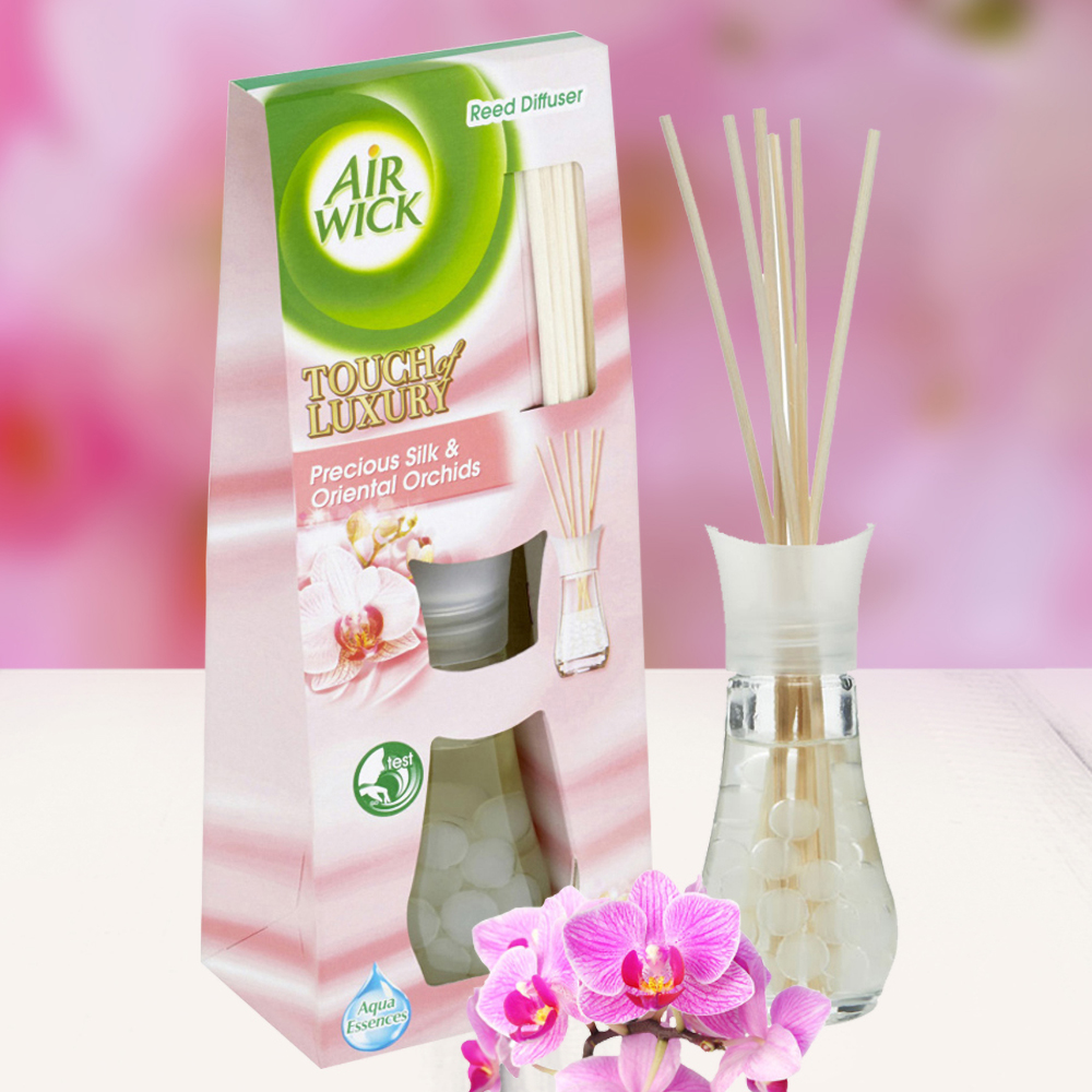 Bộ khuếch tán tinh dầu que mây Air Wick Precious Silk &amp; Oriental Orchids 30ml QT06522 - lụa, hoa phong lan