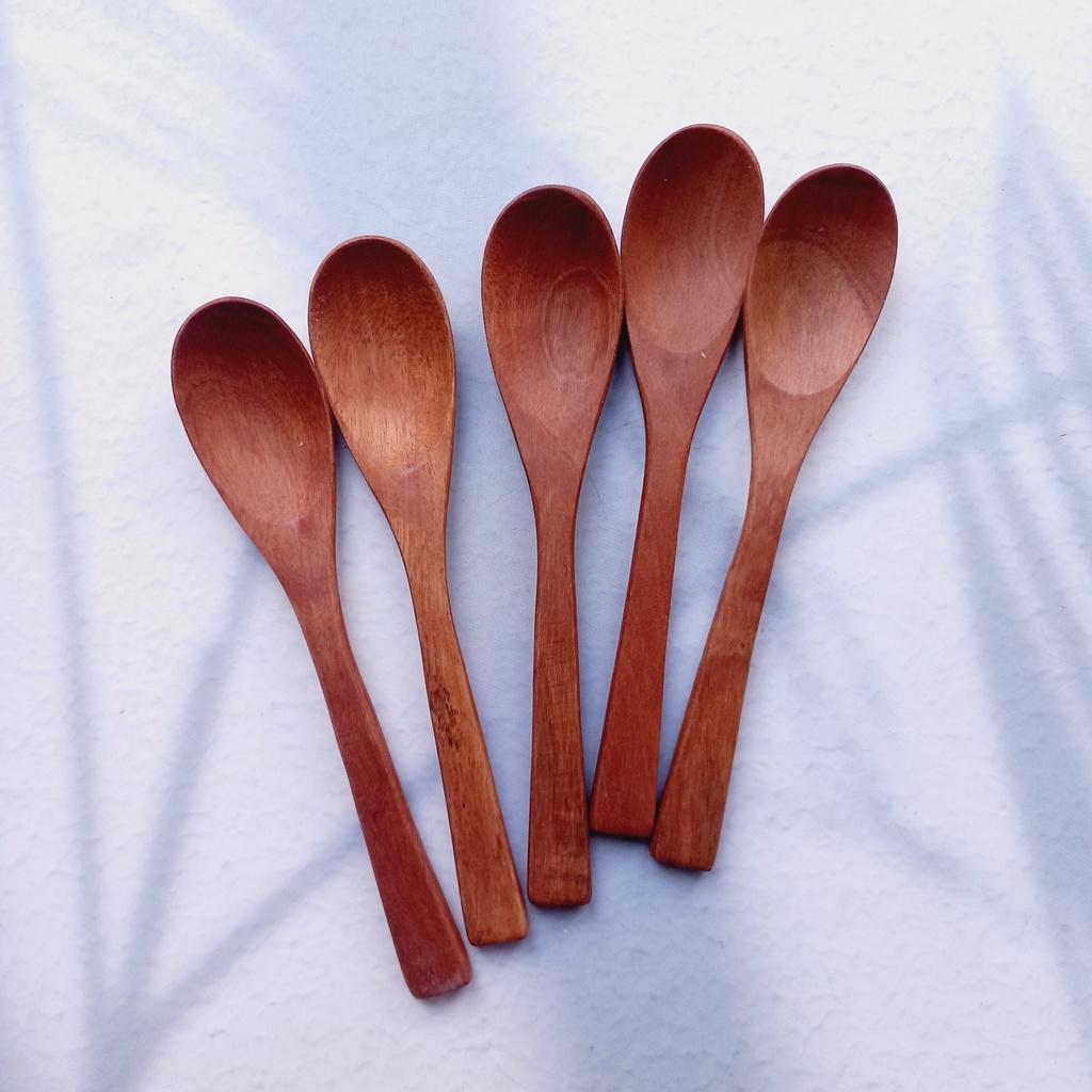 Thìa Nhỏ Gỗ Nhãn 13cm, Thìa Ăn Chè, Xúc Gia Vị An Toàn, Chụp Ảnh Trang Trí
