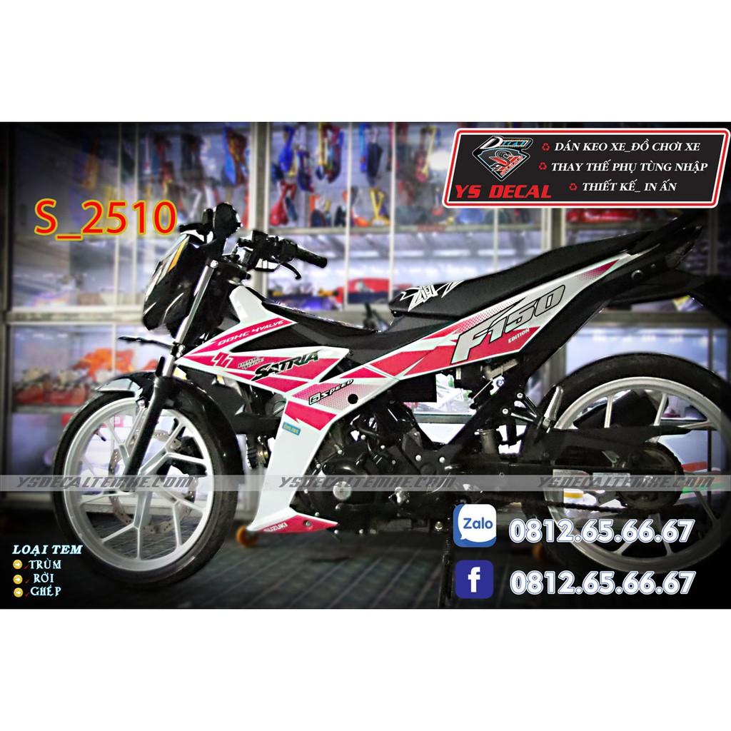 Tem trùm xe Raider Satria trắng hồng