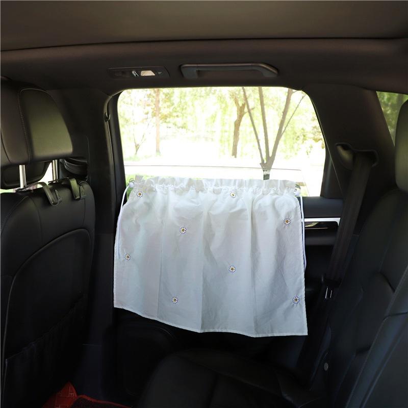 Rèm Che Nắng Cách Nhiệt Bằng Vải Cotton Thêu Họa Tiết Hoạt Hình Có Giác Hút Gắn Xe Hơi