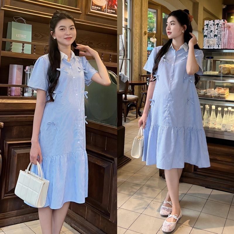 Đầm bầu công sở vải sọc cotton hàn cổ sơ mi đính nhiều nơ xinh Váy Bầu Dễ Thương - Xanh nhạt