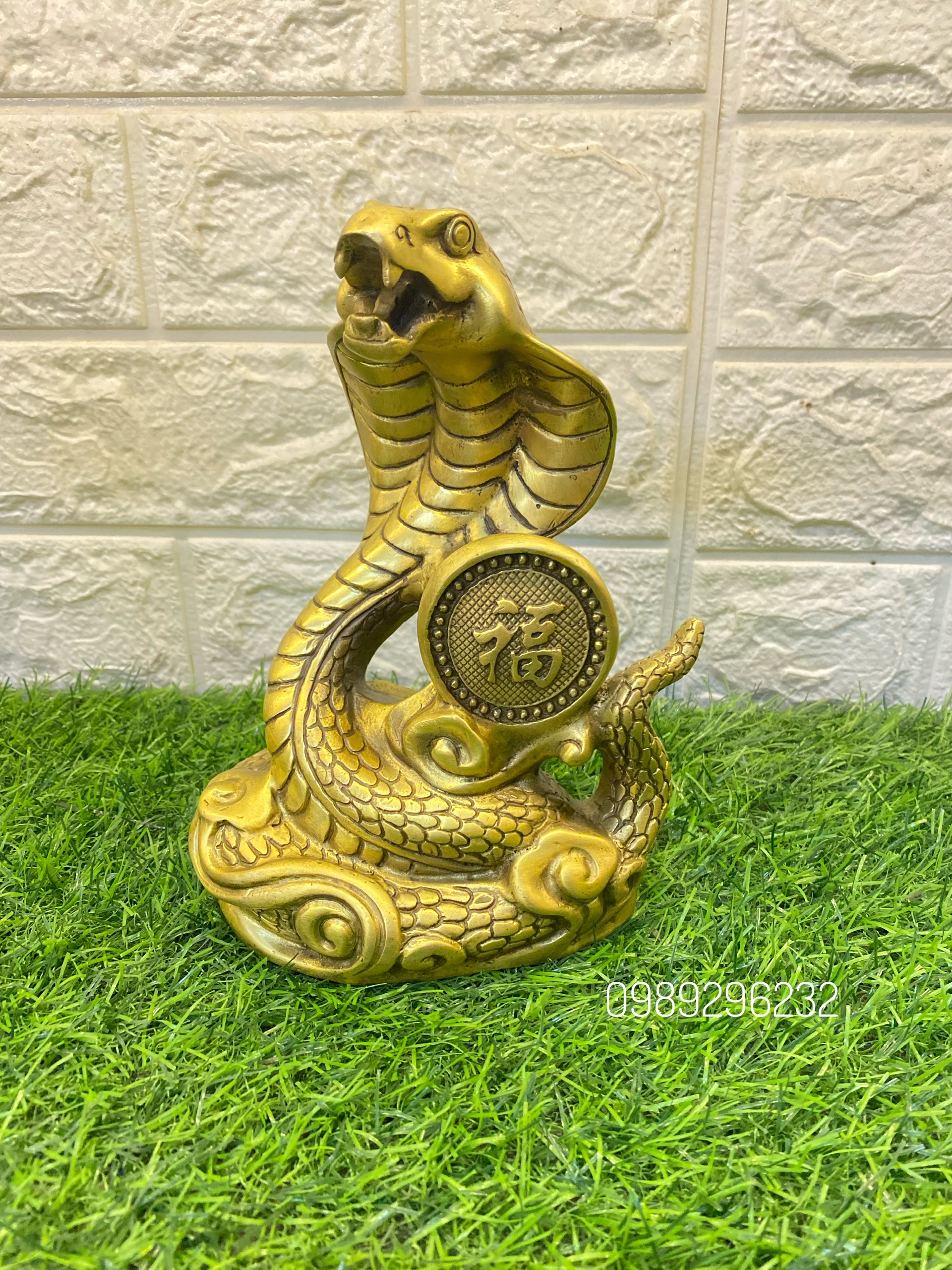 Tượng Rắn phong thủy chữ Phúc bằng đồng