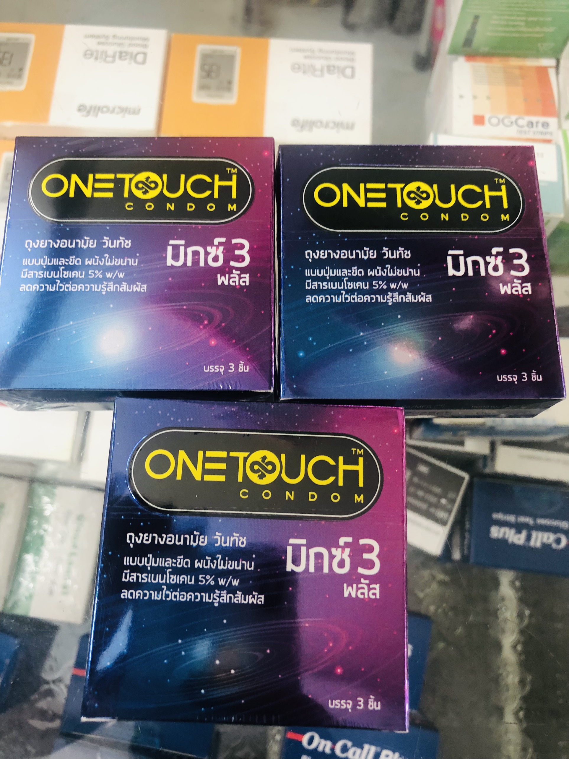 Bao cao su 3 trong 1 Thái Lan - ONETOUCH MIXX 3 PLUS (Gân, Hạt nổi, Kéo dài thời gian - Hộp 3 cái)