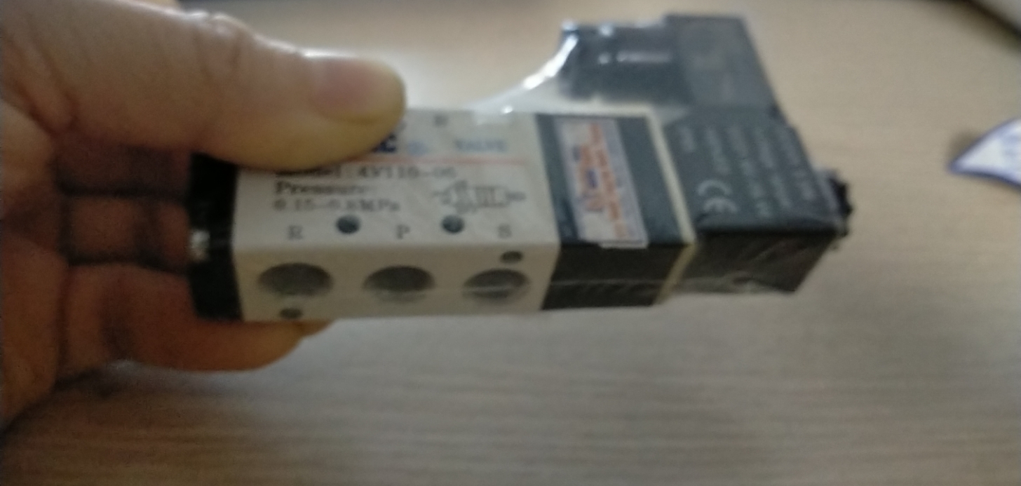 Van nước điện từ 4v110- 06 / 0,15-0,8MPa