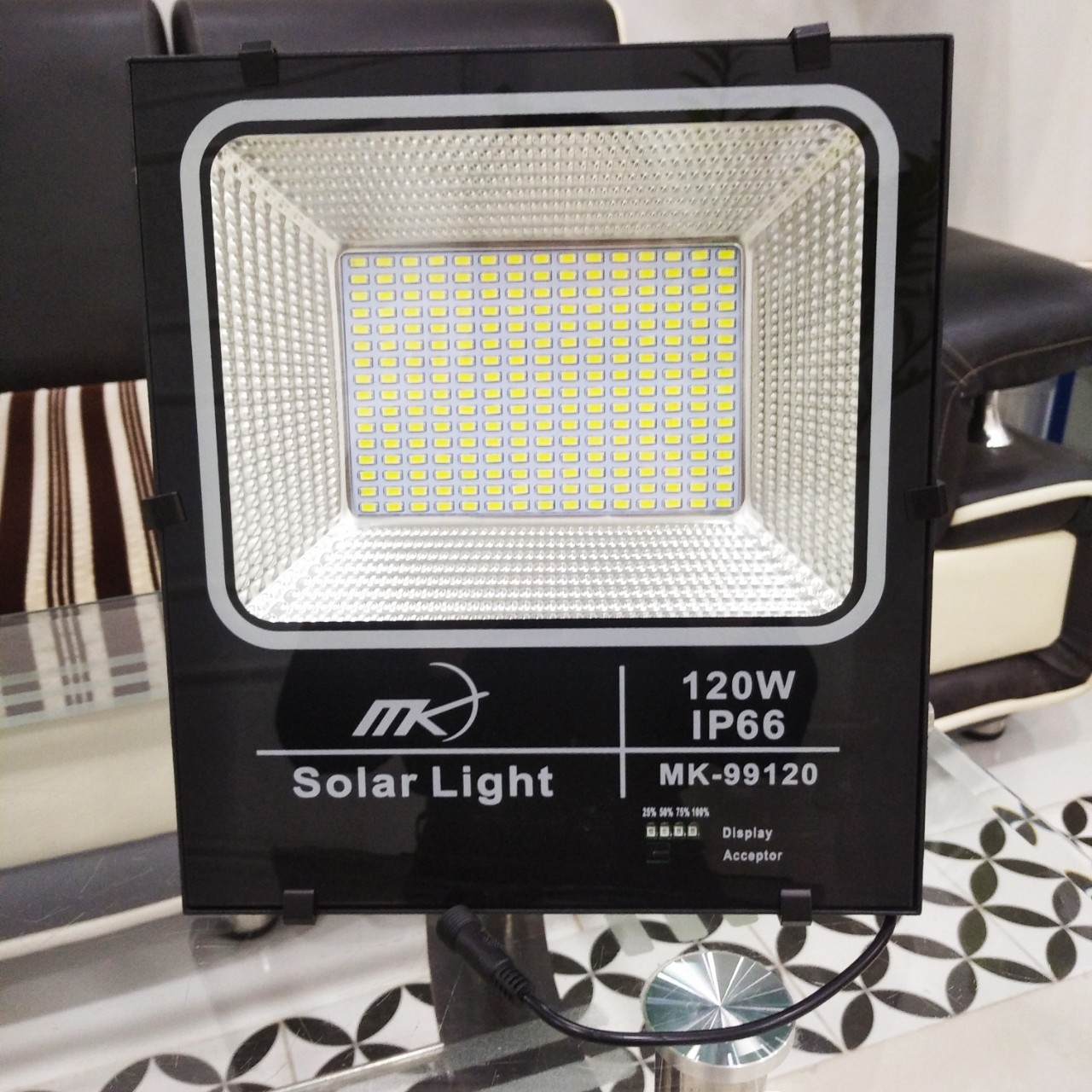 Đèn pha LED năng lượng mặt trời 120W MK-99120