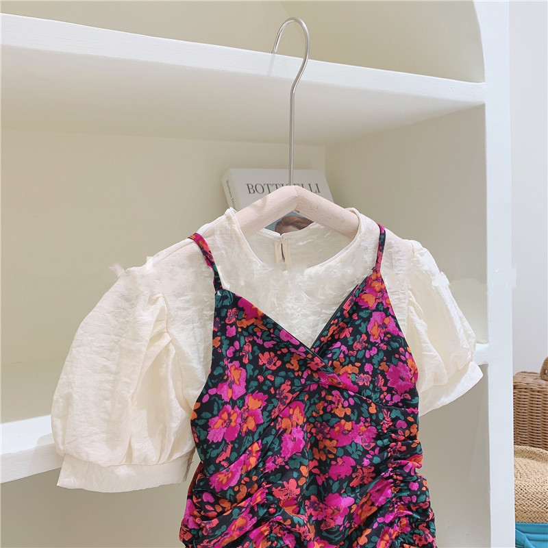 Bộ Váy Yếm Hoa Hai Dây Nhún Áo Trong Tay Phồng