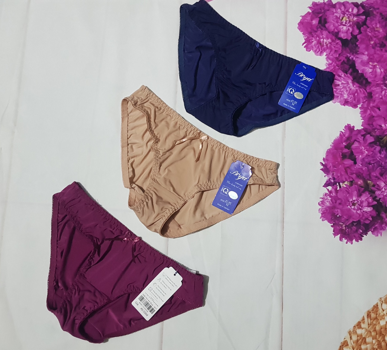 Quần lót nữ thun lạnh trơn Boya 057T – Mát lạnh, co giãn 4 chiều