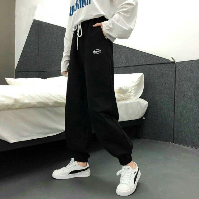 quần jogger nữ thêu  spun chất liệu cotton thời trang cá tính thích hợp đi chơi ,dạo phố