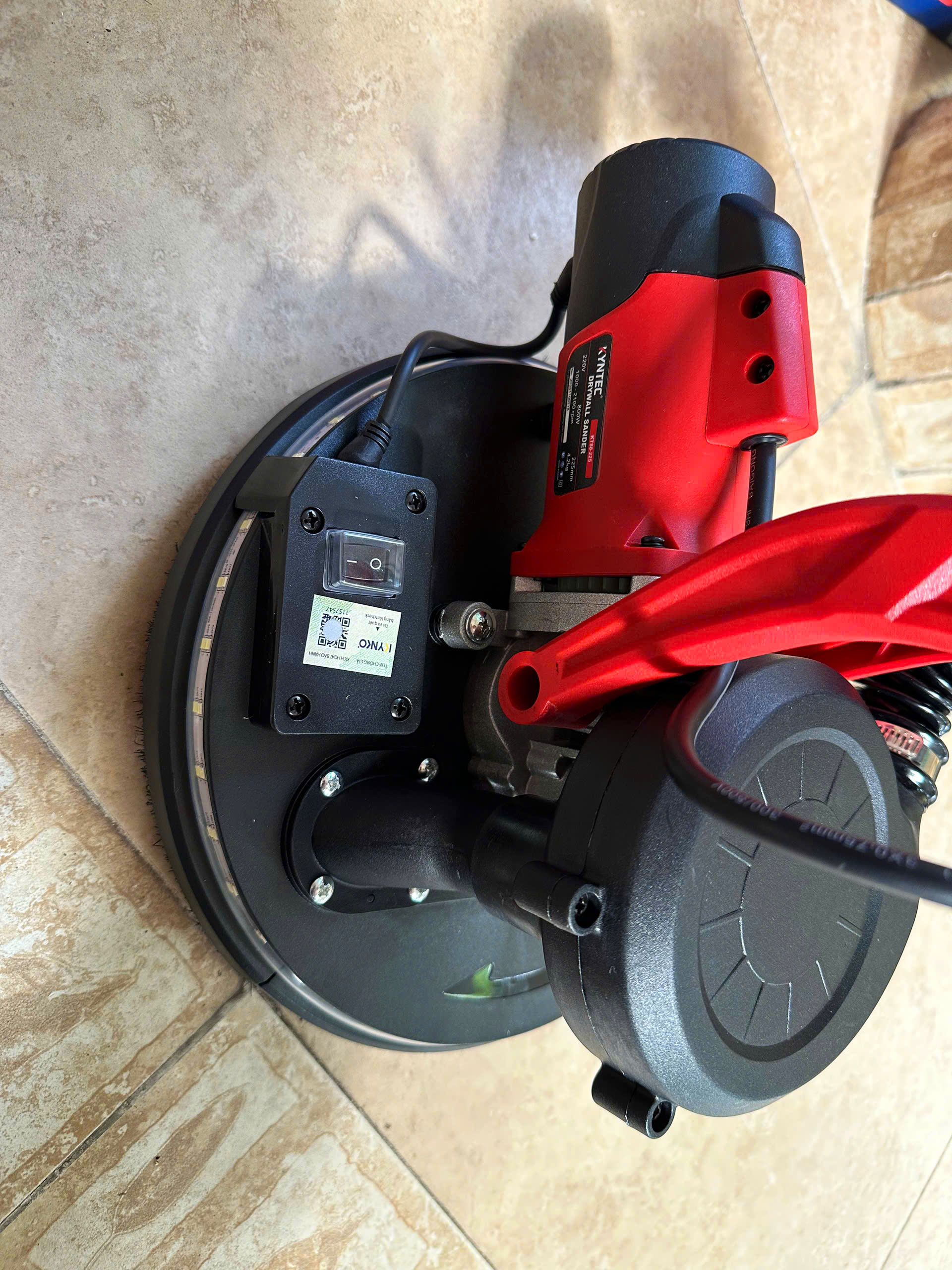 Máy chà tường dài cầm tay có hút bụi chính hãng Kynko Kyntec KT88 - 225