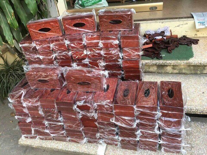 Hộp đựng giấy ăn gỗ hương cao cấp
