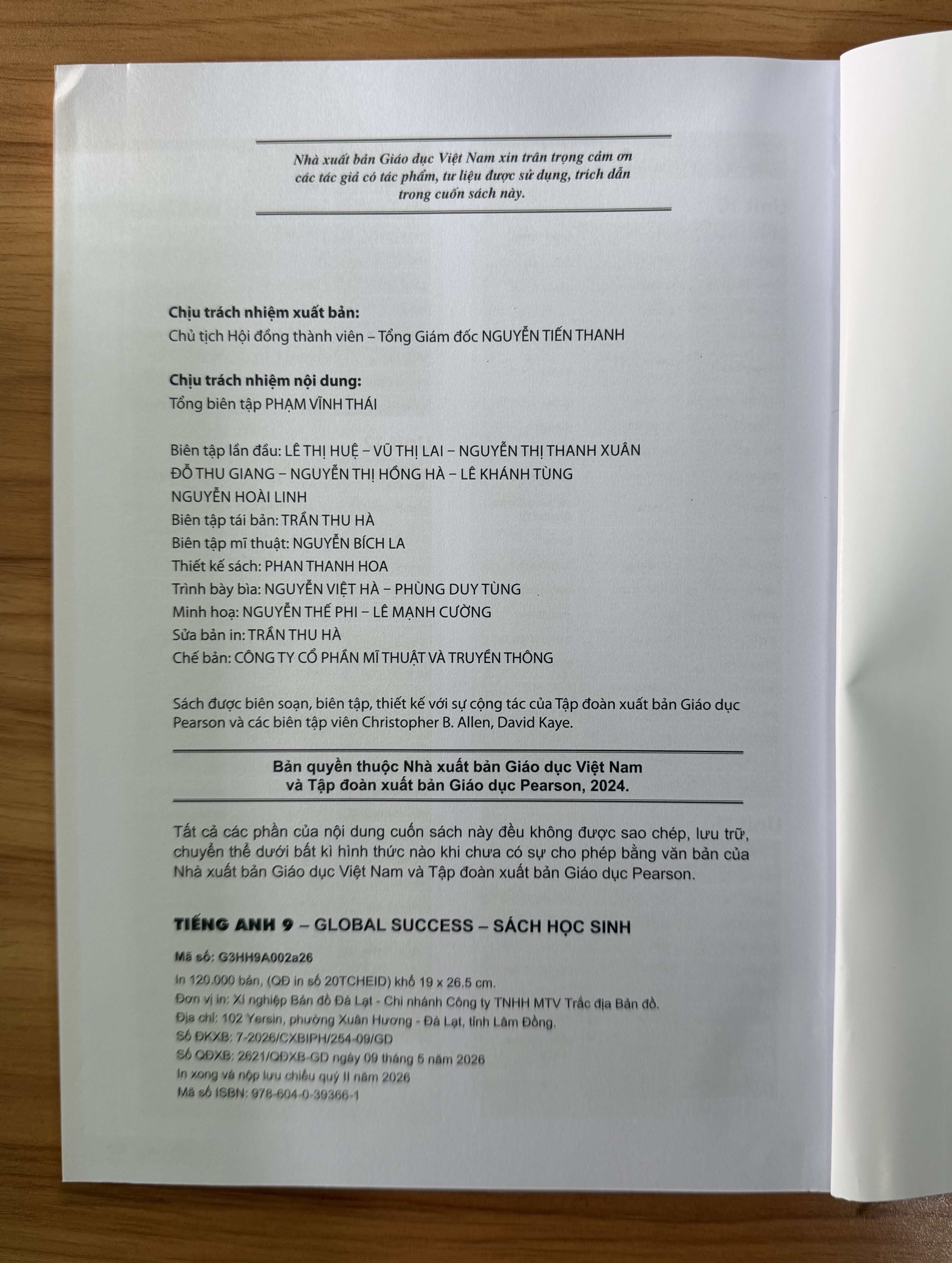Sách giáo khoa Tiếng Anh Lớp 9- Global Success- Sách Học Sinh (Kèm bìa bao, nhãn tên)